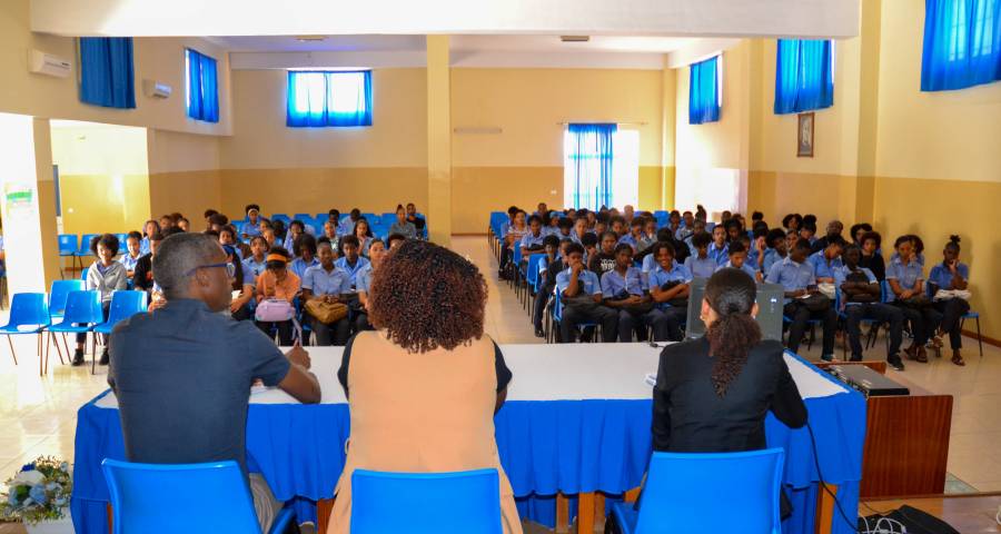 Educar para não esquecer: Escravatura e Memória do Mundo